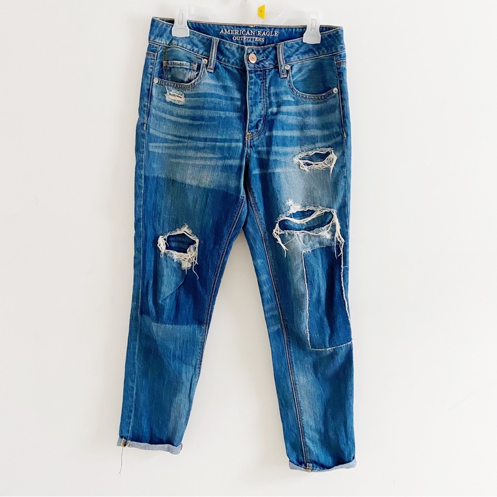 AEO “Tom Girl” Patch + Distressed Straightleg Jeans